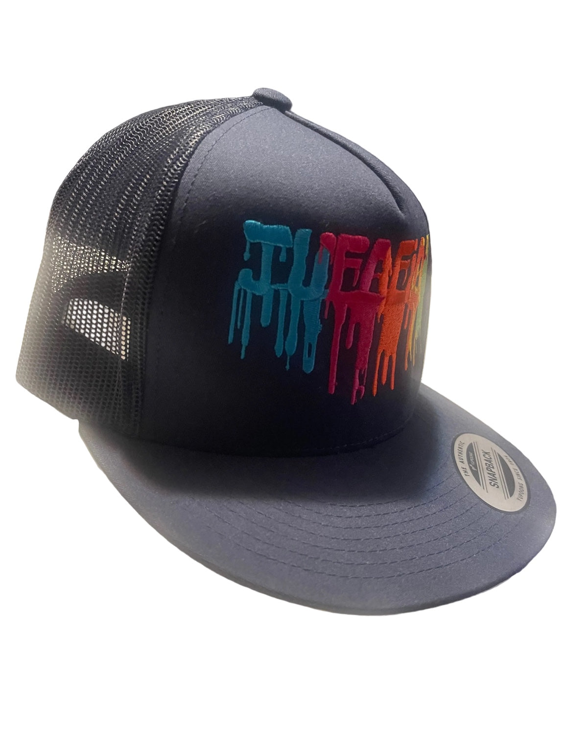 JUFAFIANI Face On Calm Trucker left angle with multicolor drip embroidery